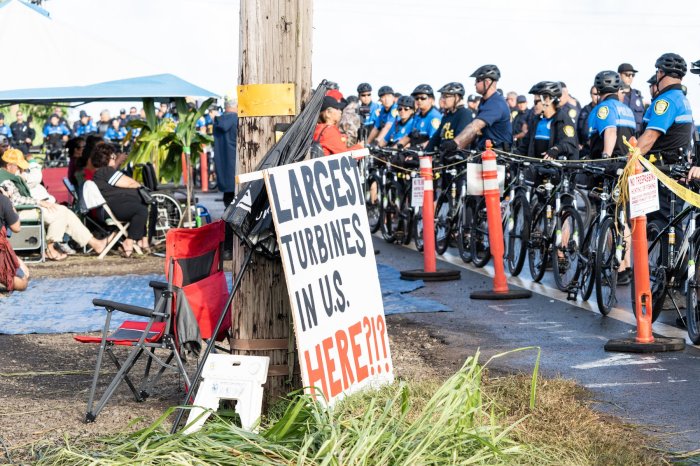 Enough Turbines Hawaii Day 1 Arrests